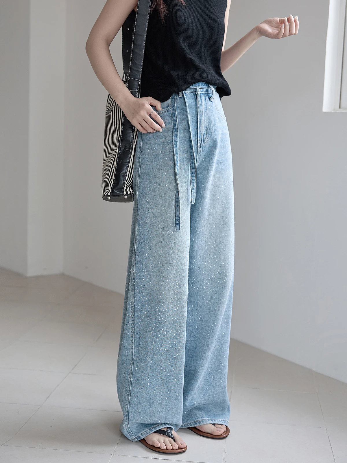 

Blue Rhinestone Embellished High Waist Wide Leg Denim Jeans Women's Summer 2026 New Style Belted Drawstring Slimming Pants