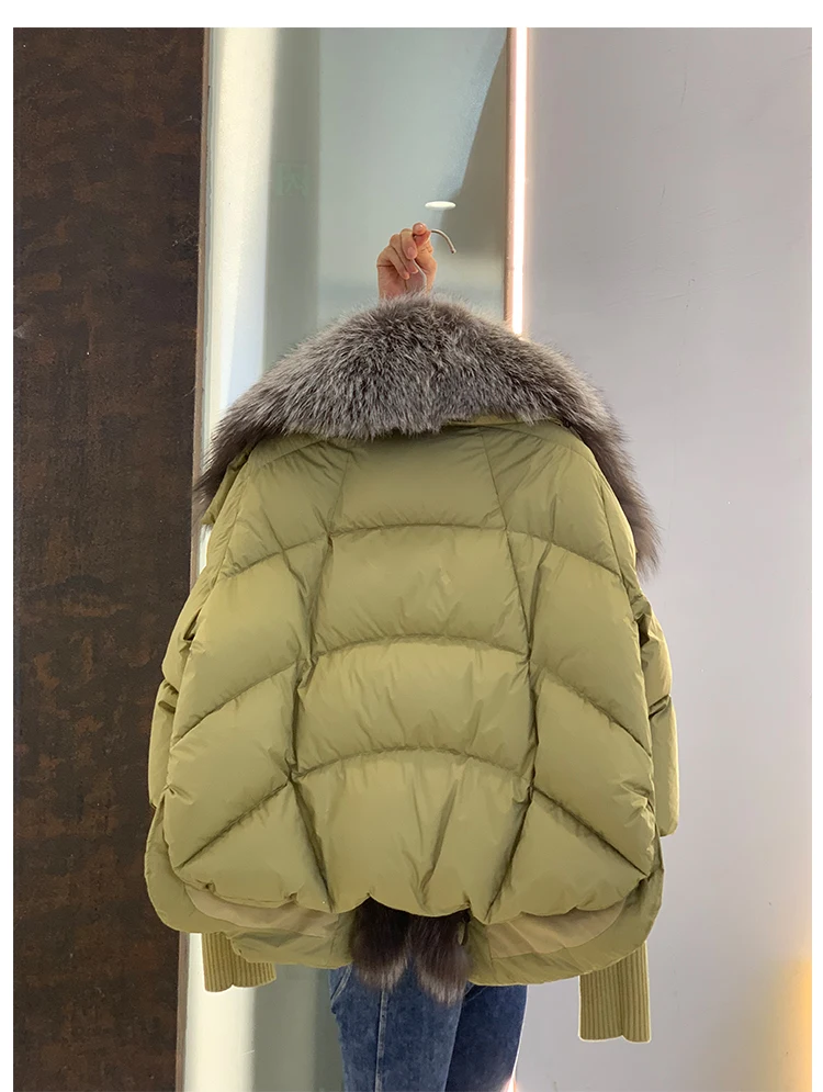 2026 Winter Real Fox Fur Collar White Duck Down Padded Down Jacket Regular Fashion Warm Big Fur Collar Women's Coat