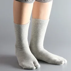 Calcetines de 2 dedos de estilo japonés, calcetines de algodón de Color sólido para hombres y mujeres, chanclas separadas transpirables, calcetines de dos dedos, calcetines cálidos de tubo medio