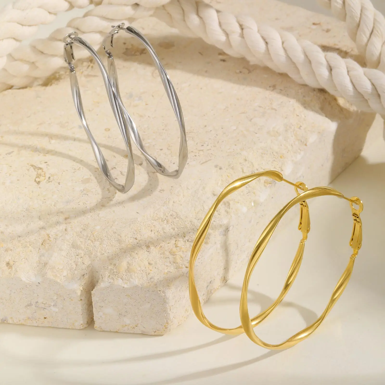 Prjewel Edelstahl Twist Circle Damen Ohrringe Click-Top Mobius Hoop Hies Ohrring Anlaufen und nickelfrei Muttertagsgeschenk – Detail 2