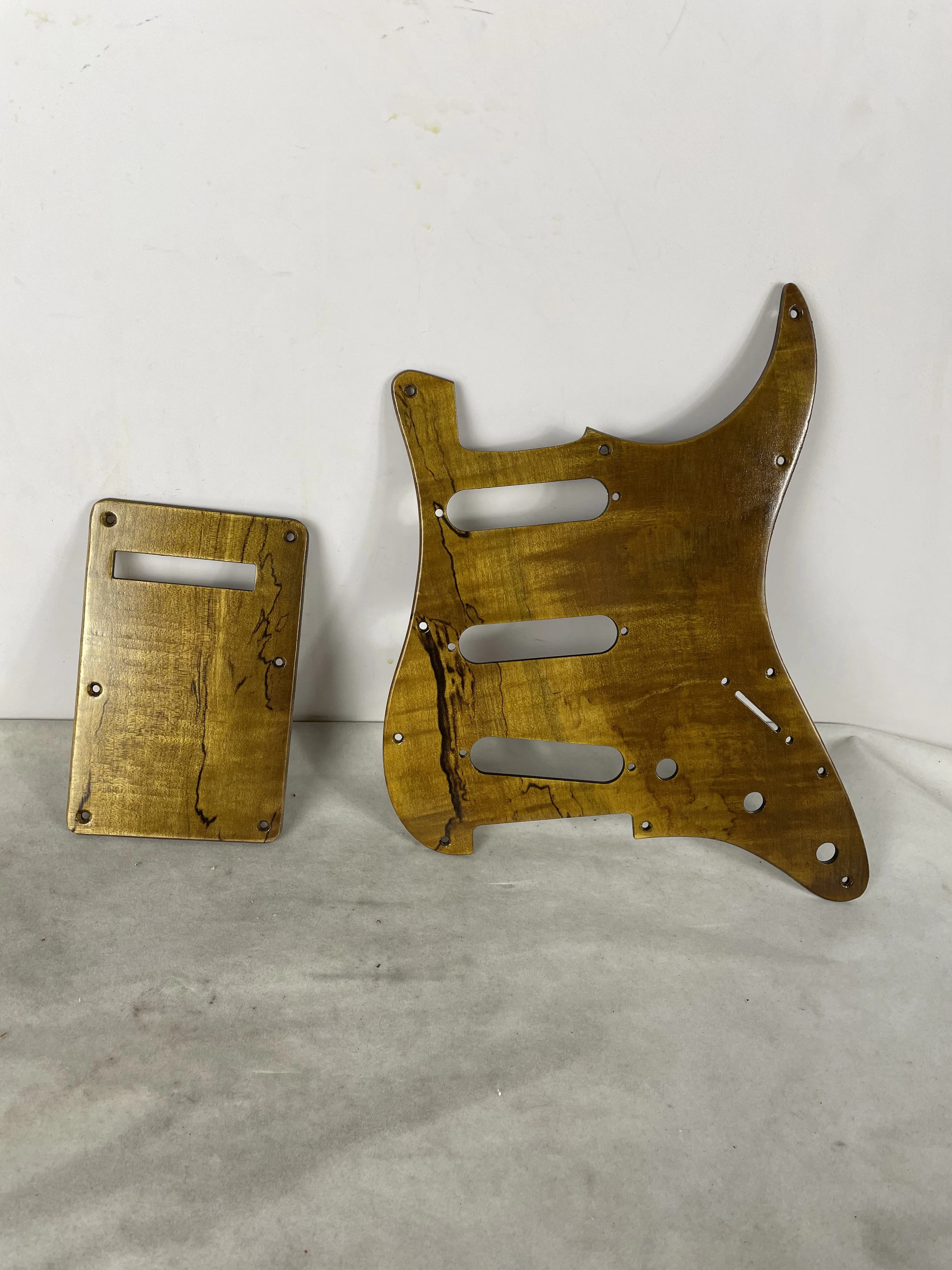 Flamed Maple Wood Guitar Pickguard, SSS Finished, Natrual Wooden Color, Pick Guard, Back Plate and Screws, A Set