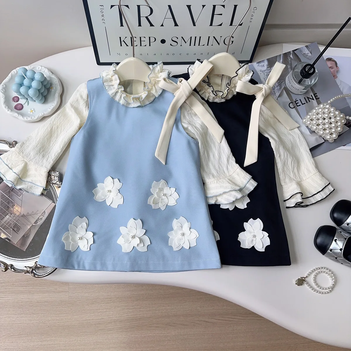 

Children's Spring and Autumn New Floral Sleeveless Dress Bottoming Shirt Two-piece Set Detachable Bow Girl Lady Set