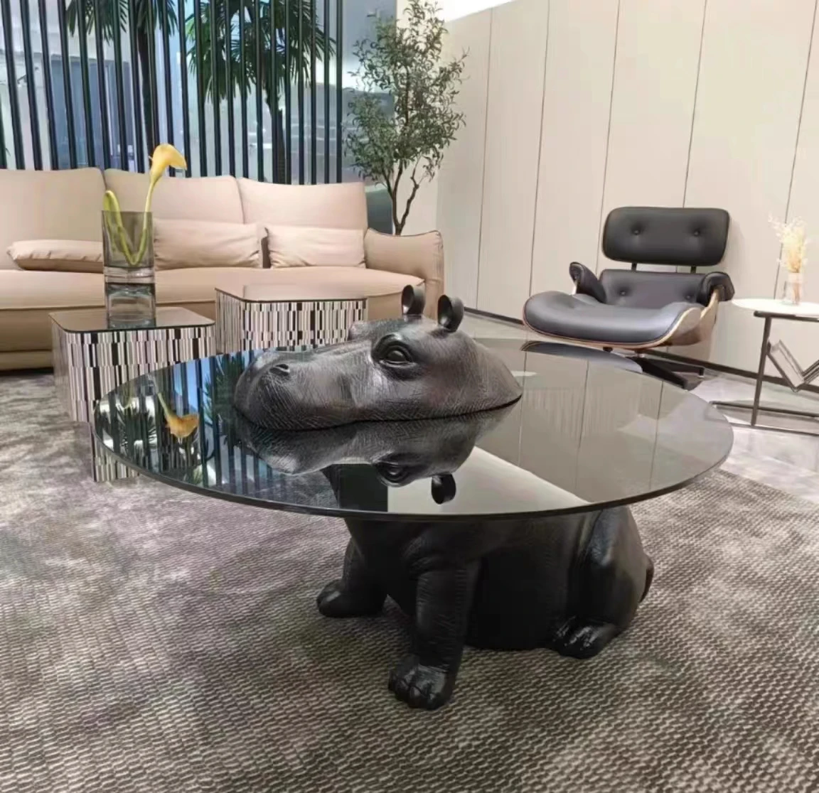 Nordic Hippo Design Glass Round Coffee Table, Mobiliário de café animal criativo para o hotel Villa, Mesa lateral para sala de estar