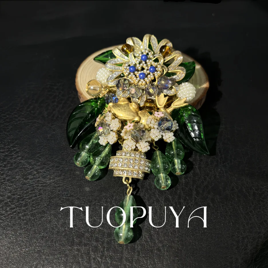 Vintage Forest Floral Green Leaf Crystal Tassel Brooch Multi Bead Fringe Wedding Party Women Statement Dress Pin
