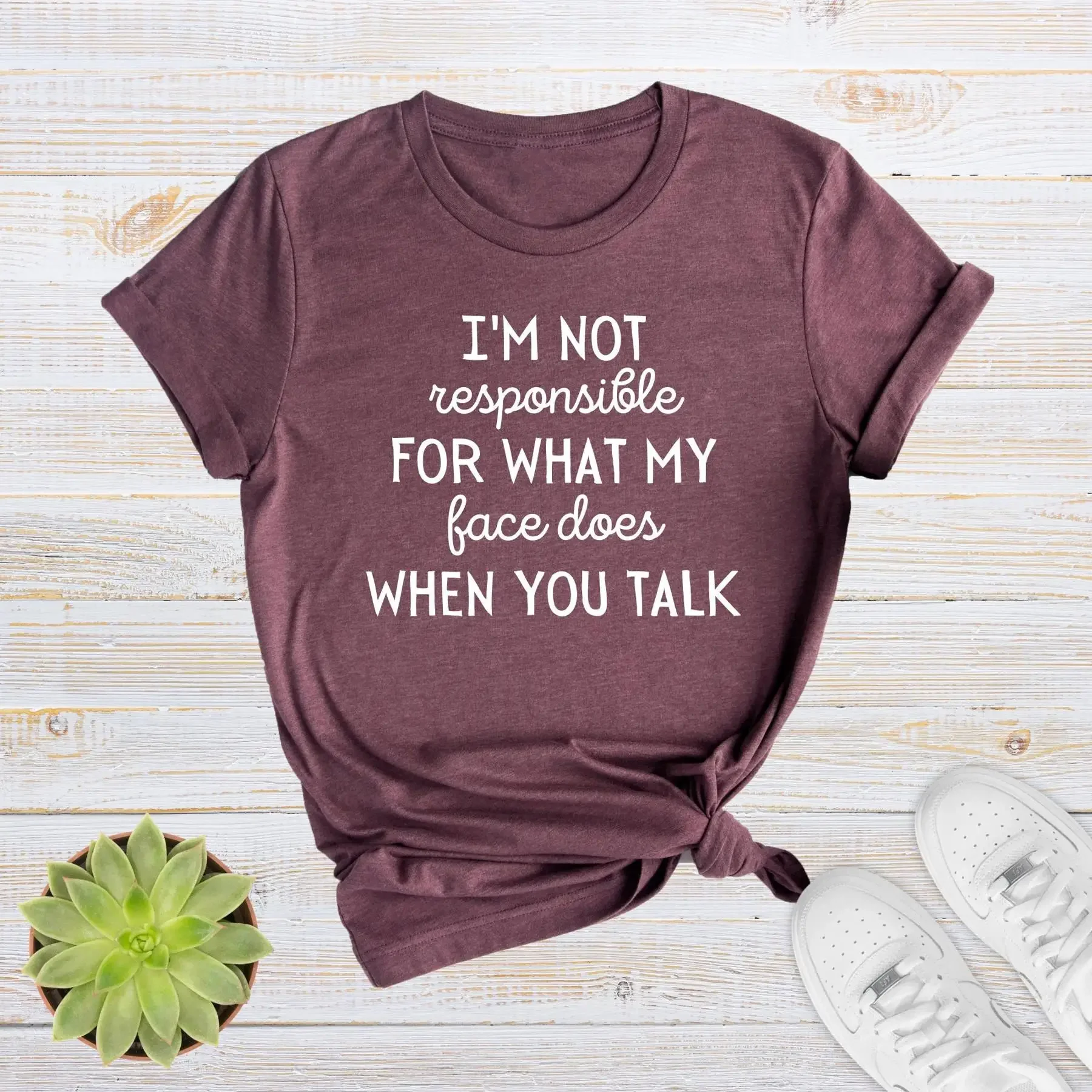 أنا لست مسؤولًا لماذا وجهتي تي شيرت عندما تتحدث أقوال مضحكة ساخرة ملابس الكبار لها #1