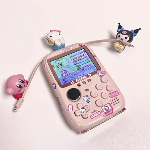 Hello Kitty Powerbank Minispel Bärbar Retro Handhållen Spelkonsol Mjukt Ljus Färgskärm Födelsedagsleksaker Flickpresenter 10 best sales Powerbank-spel - №10