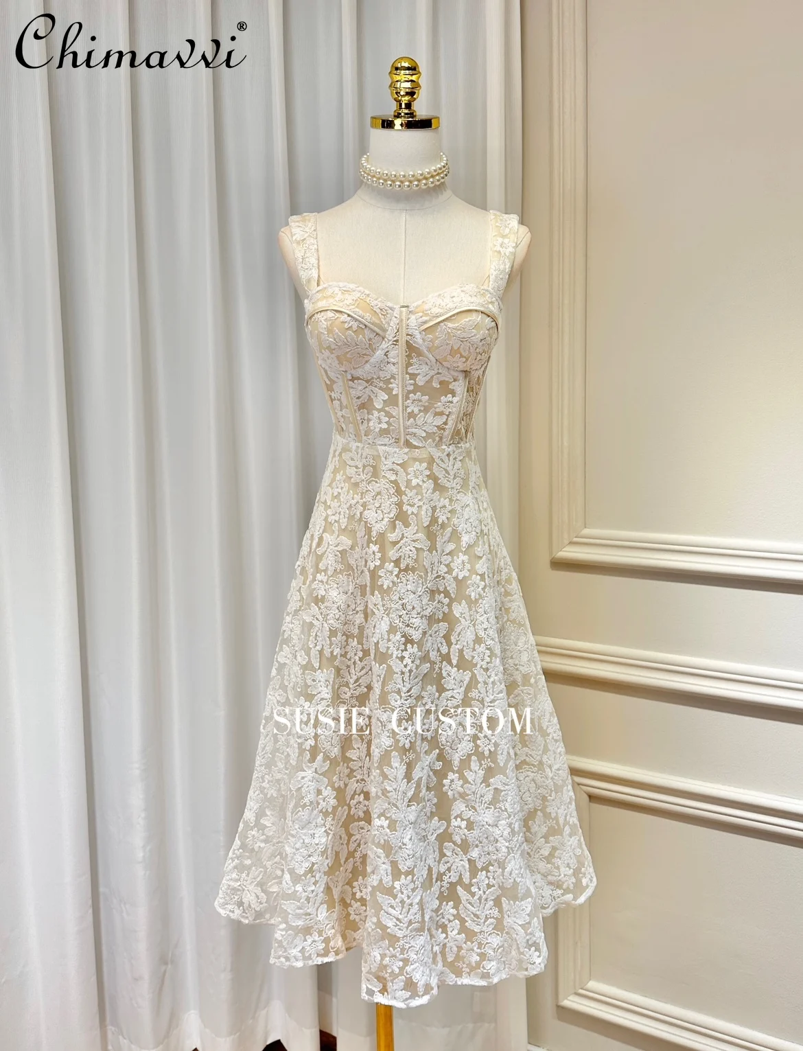 

High-end French Fashion Retro 3D Chest Pad Fish Bone Waist Long Dress Heavy Embroidery Flower Mesh Pendulum Suspender Dresses