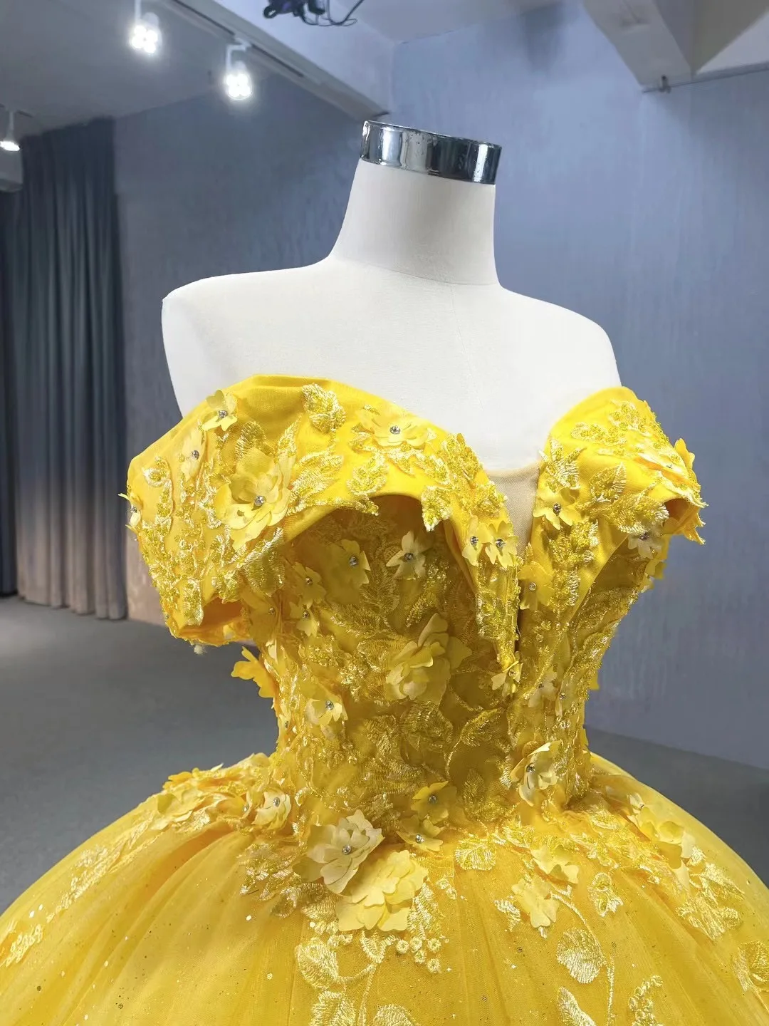 Yellow Charro Quinceanera Dresses Ball Gown Off The Shoulder Tulle Appliques Puffy Mexican Sweet 16 Dresses 15 Anos