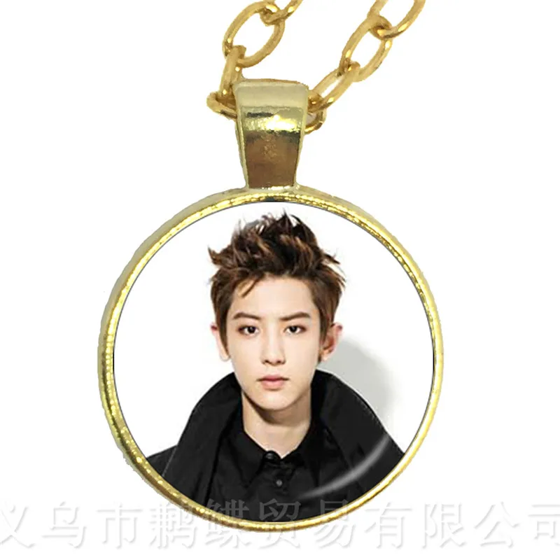 Hot KPOP EXO Necklace EXO Member Figure 25mm Glass Cabochon Charm Pendant Sweater chain For Fans Support Jewelry Gift