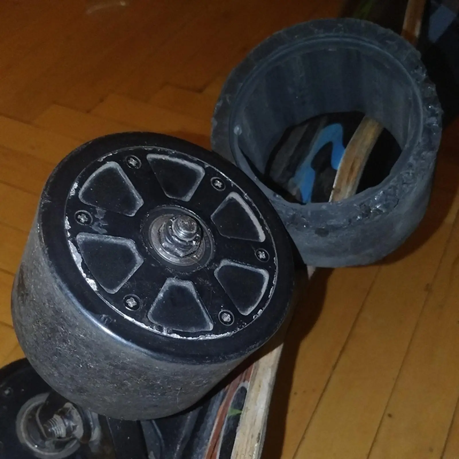 2x abnehmbare Motorreifenhaut, 90er Skateboard-Zubehör für bürstenlosen Motor, Schwarz