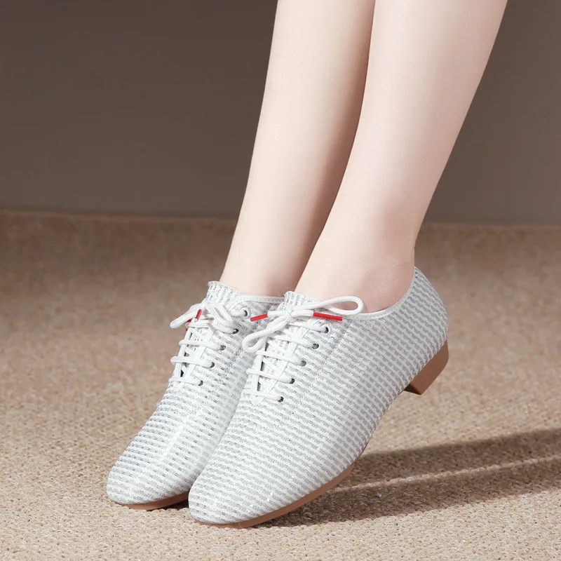 Women's Dance Shoes Soft Outsole Woman Mesh Breathable Jazz Hip Hop Sports Sneakers Ladies Girl's Modern Jazz Dancing Shoes ﻿