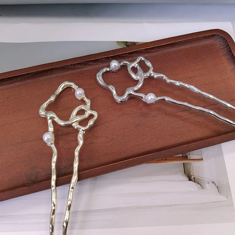 

Модные и простые жемчужные заколки, универсальные для ежедневного использования, высококачественные жидкие заколки неправильной формы и аксессуары для волос.