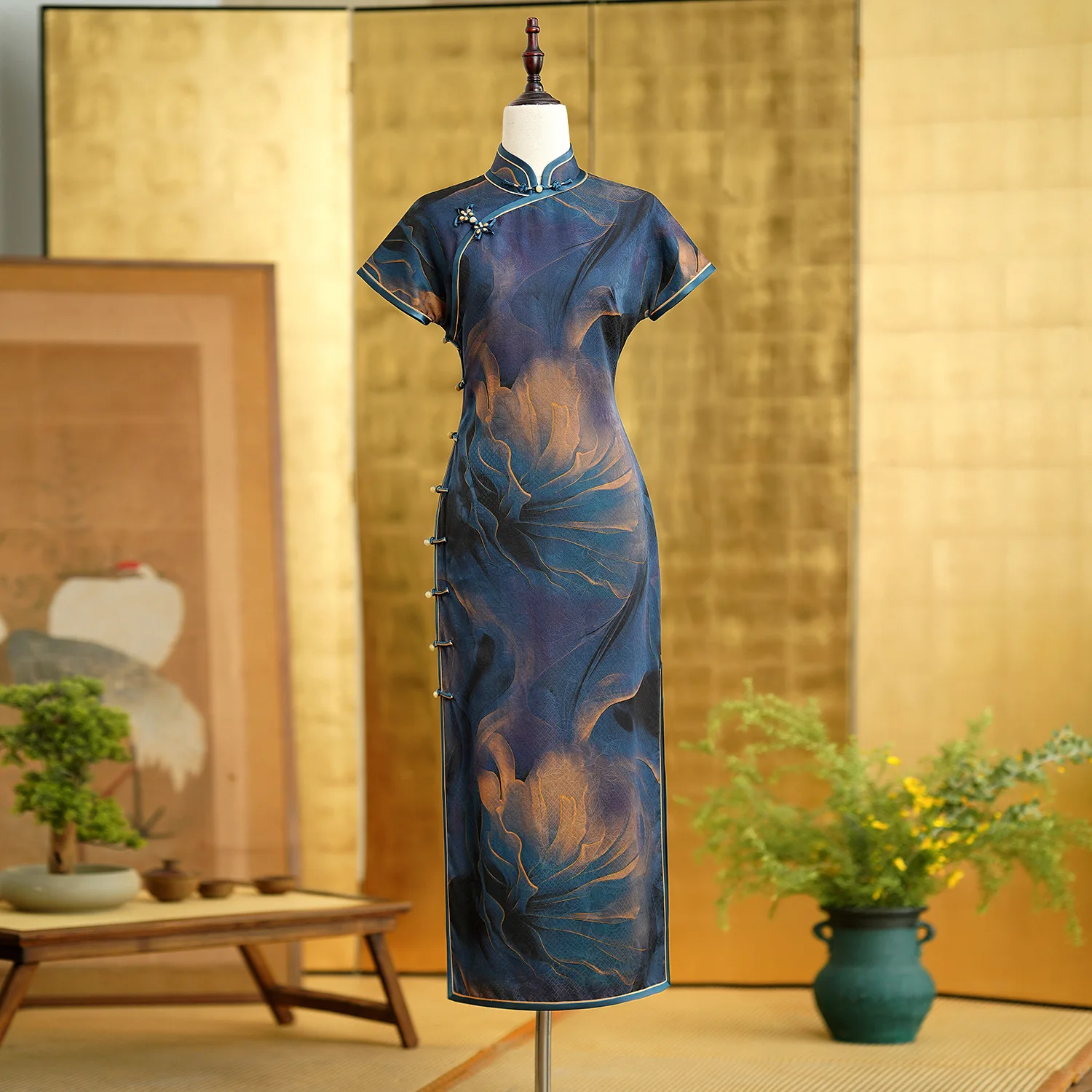 

Xiangyun Yarn, тяжелая высококачественная натуральная шелковая винтажная женская одежда Cheongsam Qipao, теплое легкое повседневное Gambiered Guangdong