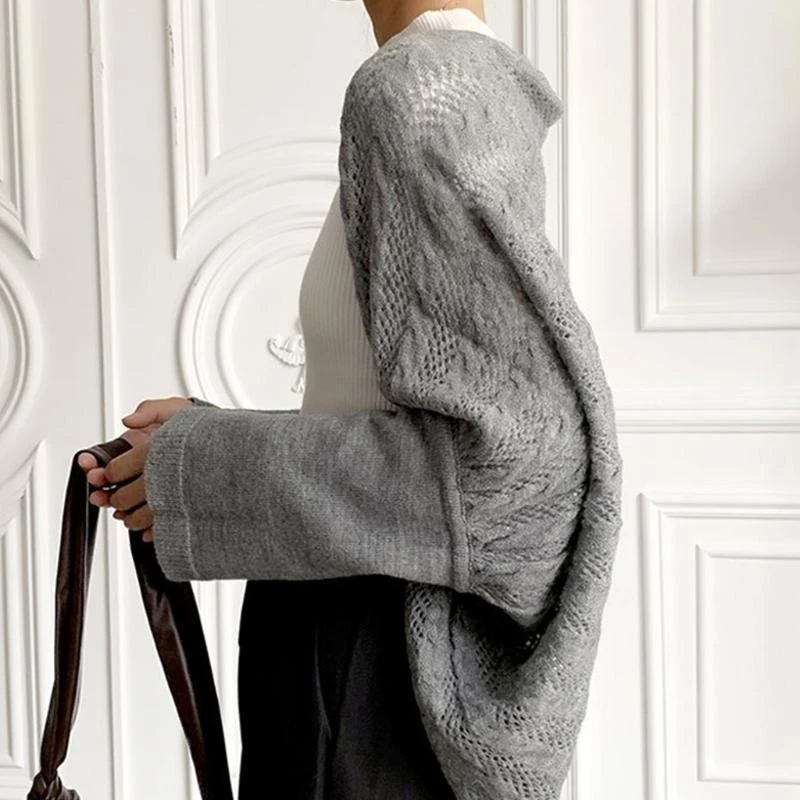 

R1WE Shawl Women Winter Coats Sleeve Capes Elegant for Jacket Lady Woolen Overcoat Capes For Women