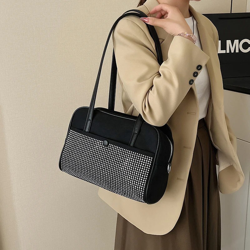 حقيبة كتف عصرية من حجر الراين للنساء جديدة ذات سعة كبيرة وتصميم سحاب حقائب يد كاجوال للركاب #1