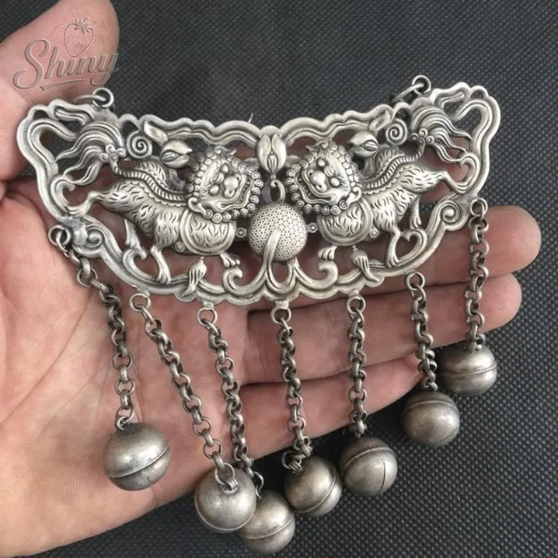

Ethnic-Style Handcrafted Miao Silver and Tibetan Silver Pendants Collectible Artistic Ornaments