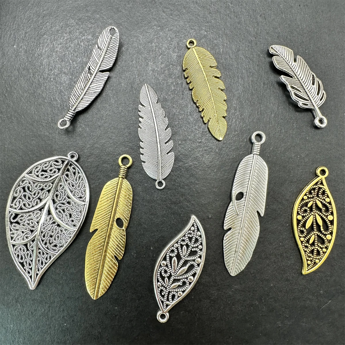 Charm Tibetan Silver Hollow Leaf Feather Large Pendant DIY Handmade Necklace Sweater Chain Wholesale Of Connector Accessories