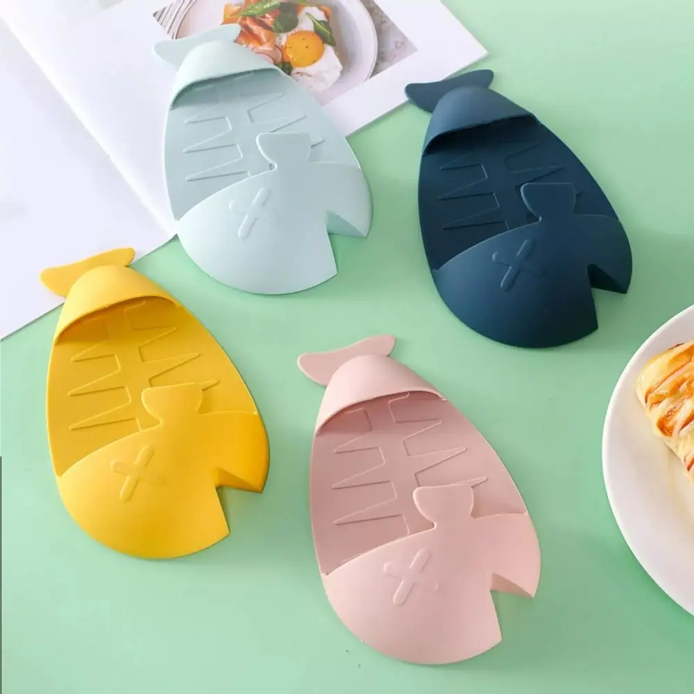 Portable TPR Mini Microwave Mitts Anti-scalding Thickened Half Finger Hand Mitts Fish Shaped Non-slip Texture Oven Glove