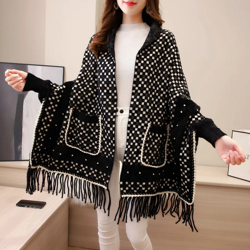 # 0122 Ponchos y capas de Cachemira de visón para mujer, abrigo cálido a cuadros, cárdigan con borlas, Kimono largo y bolsillos grandes, color negro, rojo, blanco y caqui