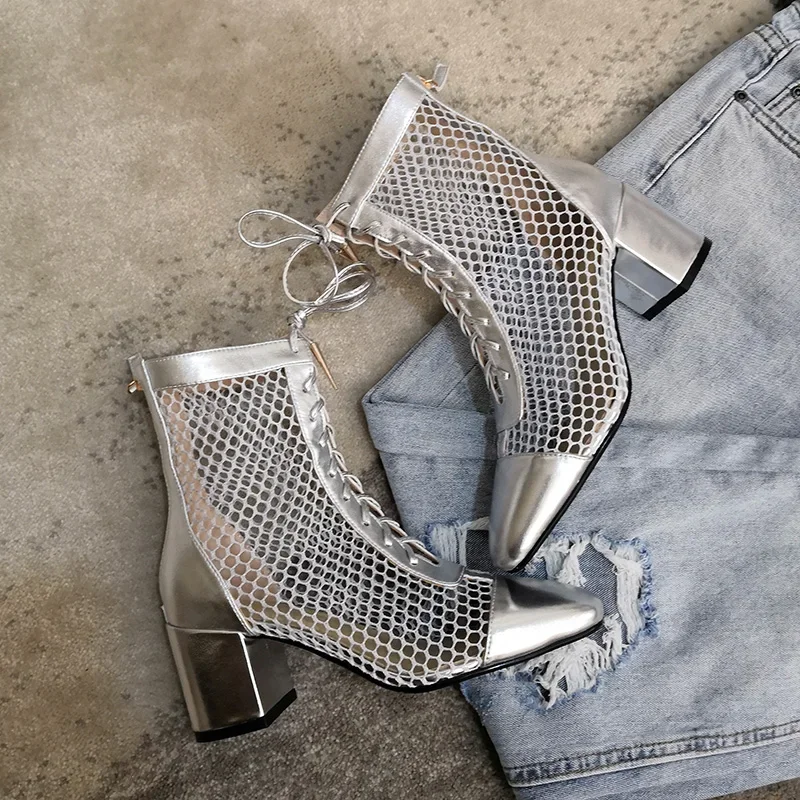 

Ботильоны женские, серебристые, на массивном каблуке, с вырезами, на шнуровке, дышащие, для лета, весны, осени