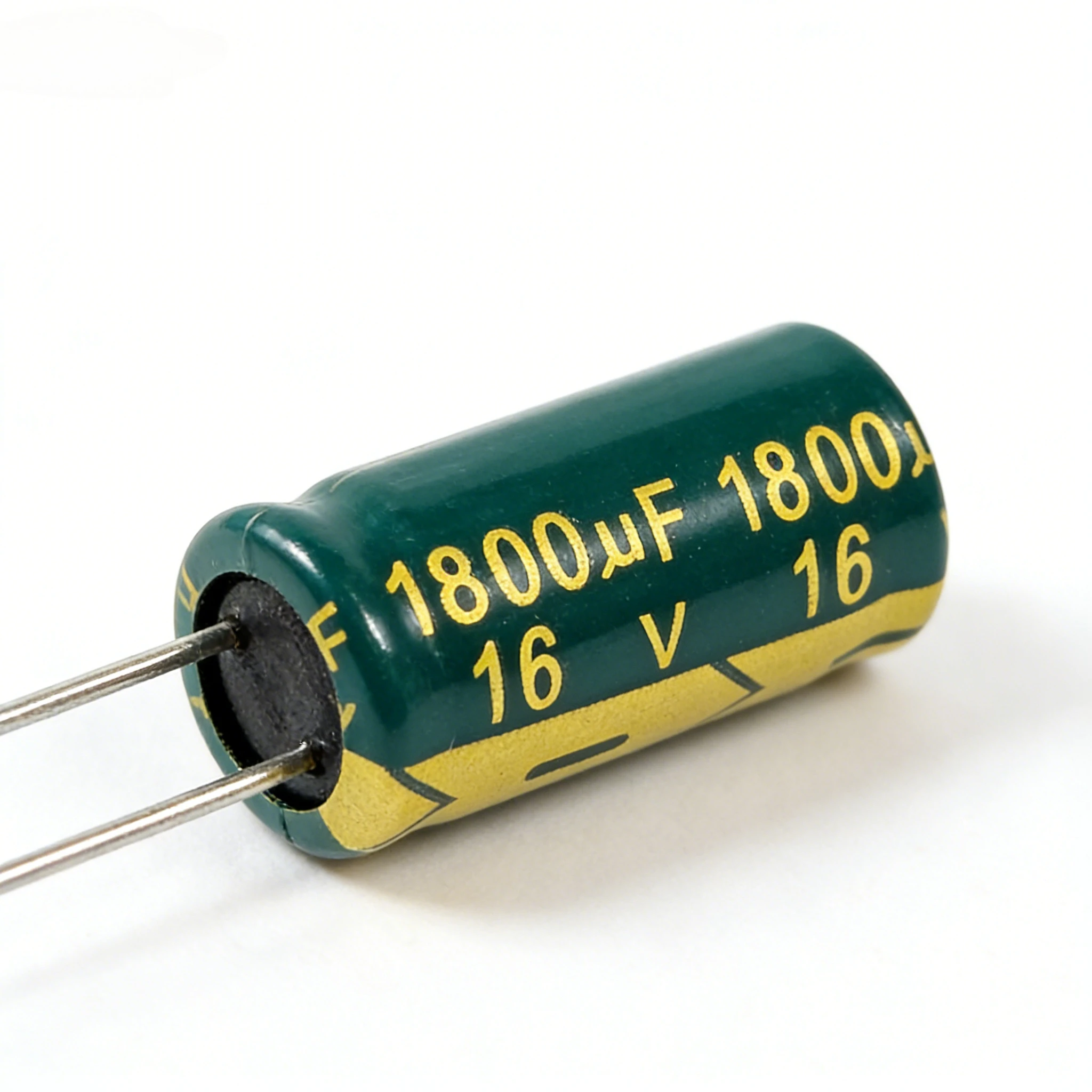 10PCS  Low ESR/Impedance high frequency 16v 1800UF aluminum electrolytic capacitor size 10*20mm 1800UF16V 20%