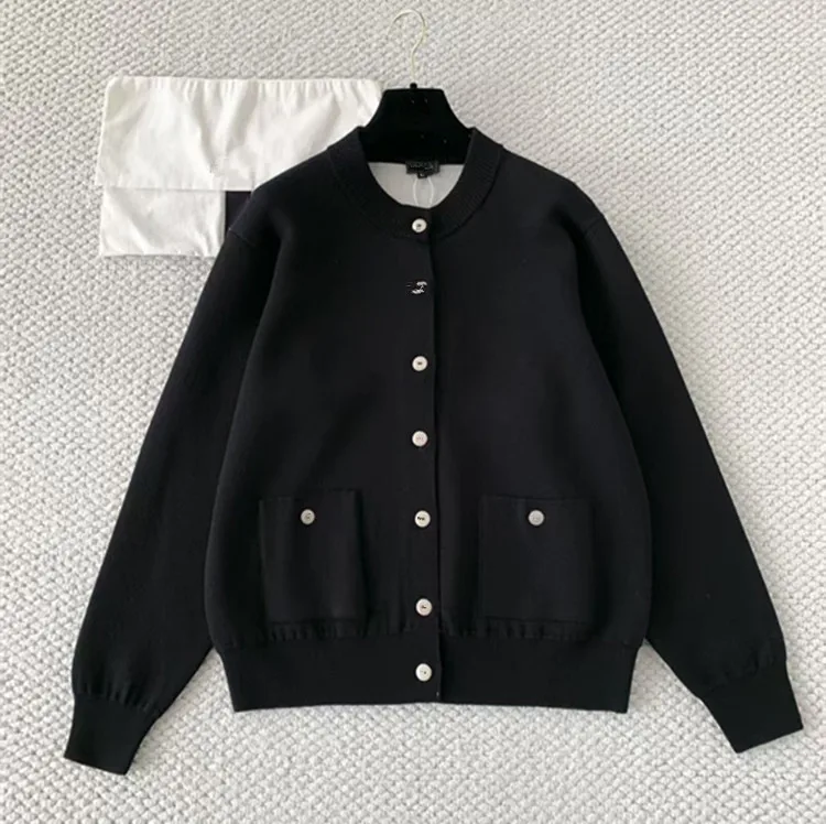 

Индивидуальный пошив: Европейская женская мода 2026, весенняя новинка – черный кашемировый кардиган с длинными рукавами на одной пуговице