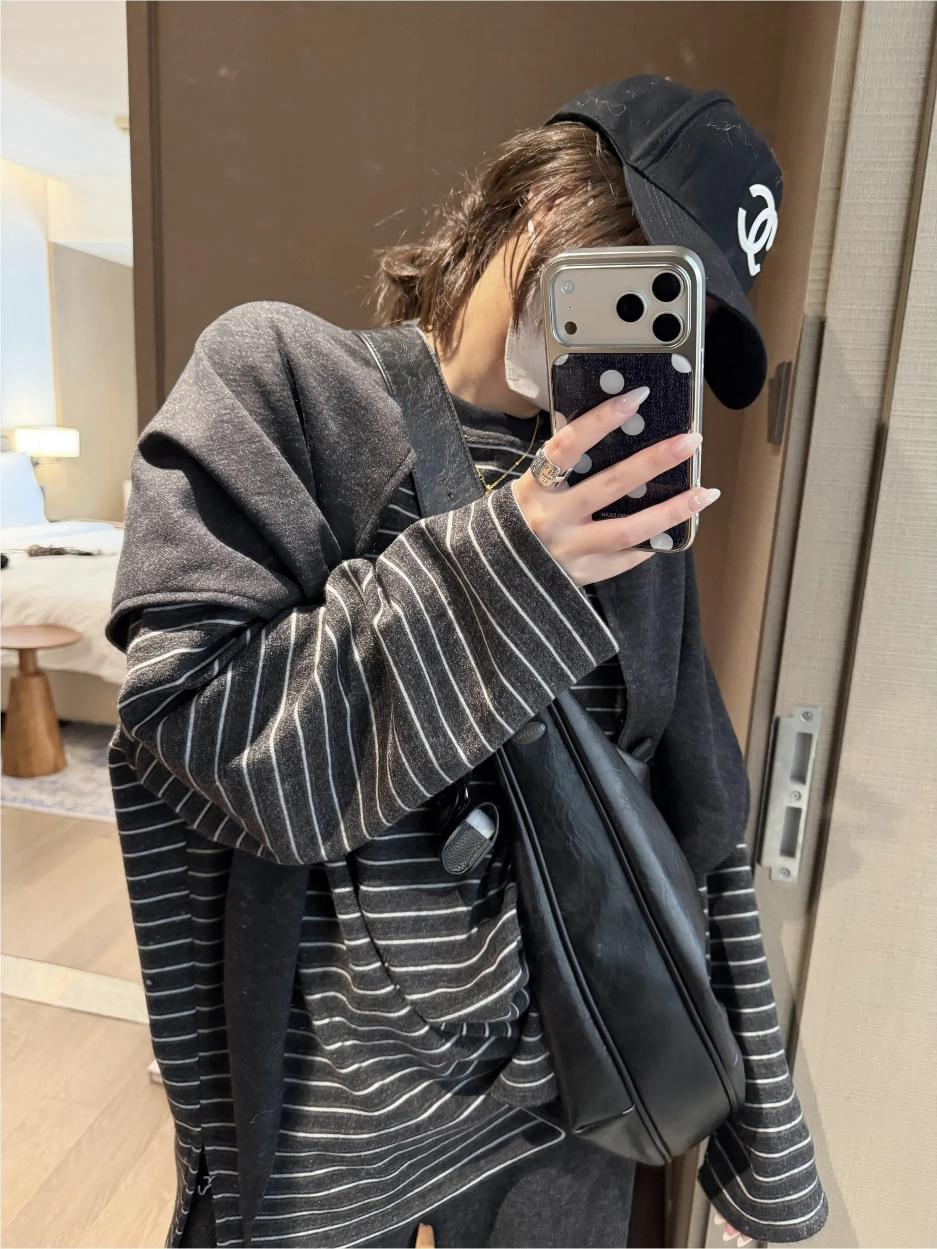 

Комплект из футболки и брюк в полоску для девочек: повседневный, свободный крой, влагоотводящий, для подростков, осень-зима