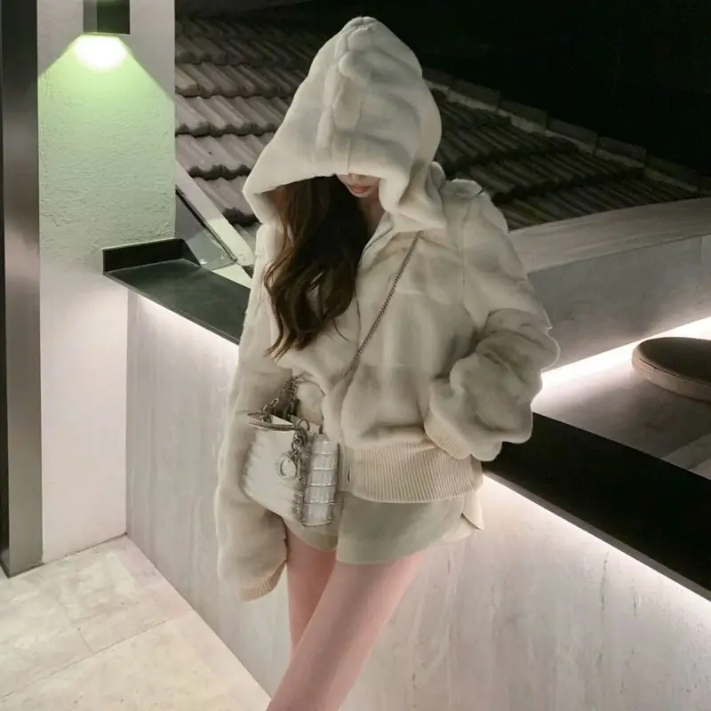 Elegant Mink Fur Coat for Women, Female Short Hood, Thickened Warm Outwear, Casual Fashion, Environmental Protection, Winter