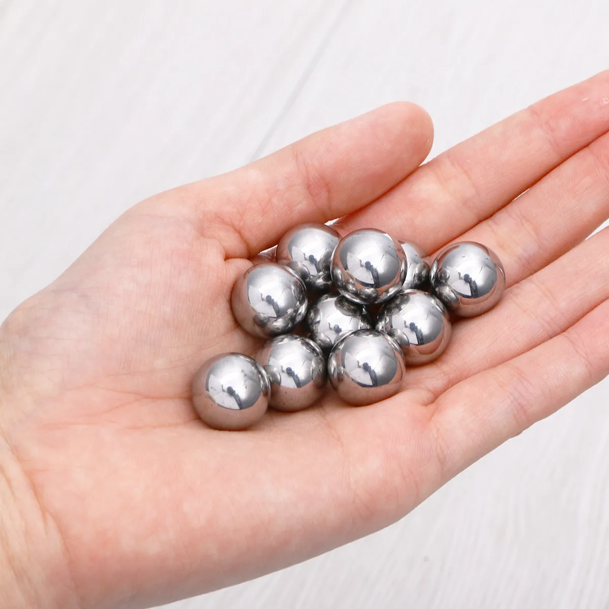 10Pcs 15Mm Carbon Steel Bearing Balls High Hardness Mirror Finish Load Bearing Spheres for Machinery Repair Industrial Use