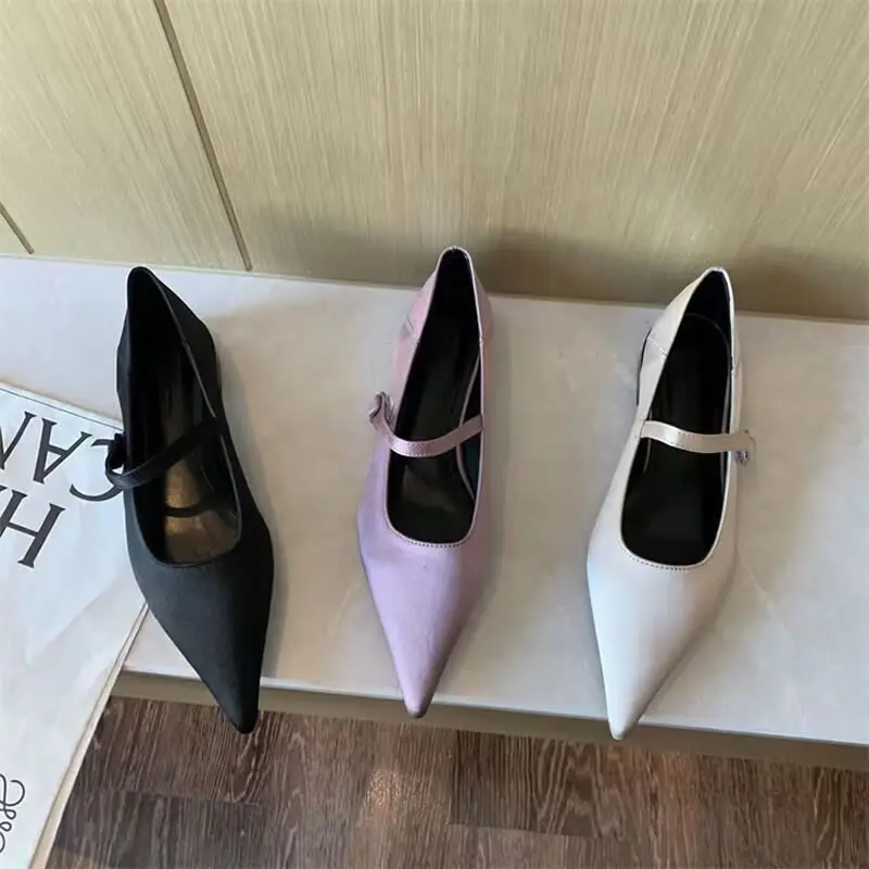 Buty Mary Jane Retro płytkie płaskie pojedyncze buty 2024 lato nowy szpiczasty palec na niskim obcasie buty damskie jednokolorowa na co dzień kobiet