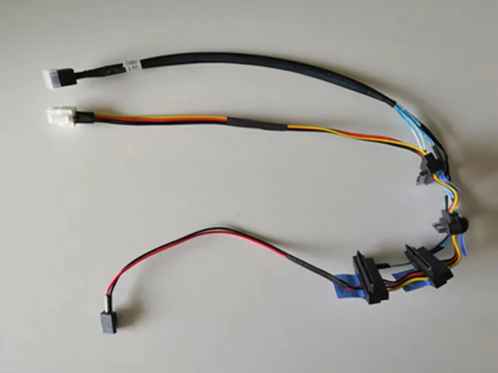 

KFXNG 0KFXNG T140 1TO 4 SAS data cable