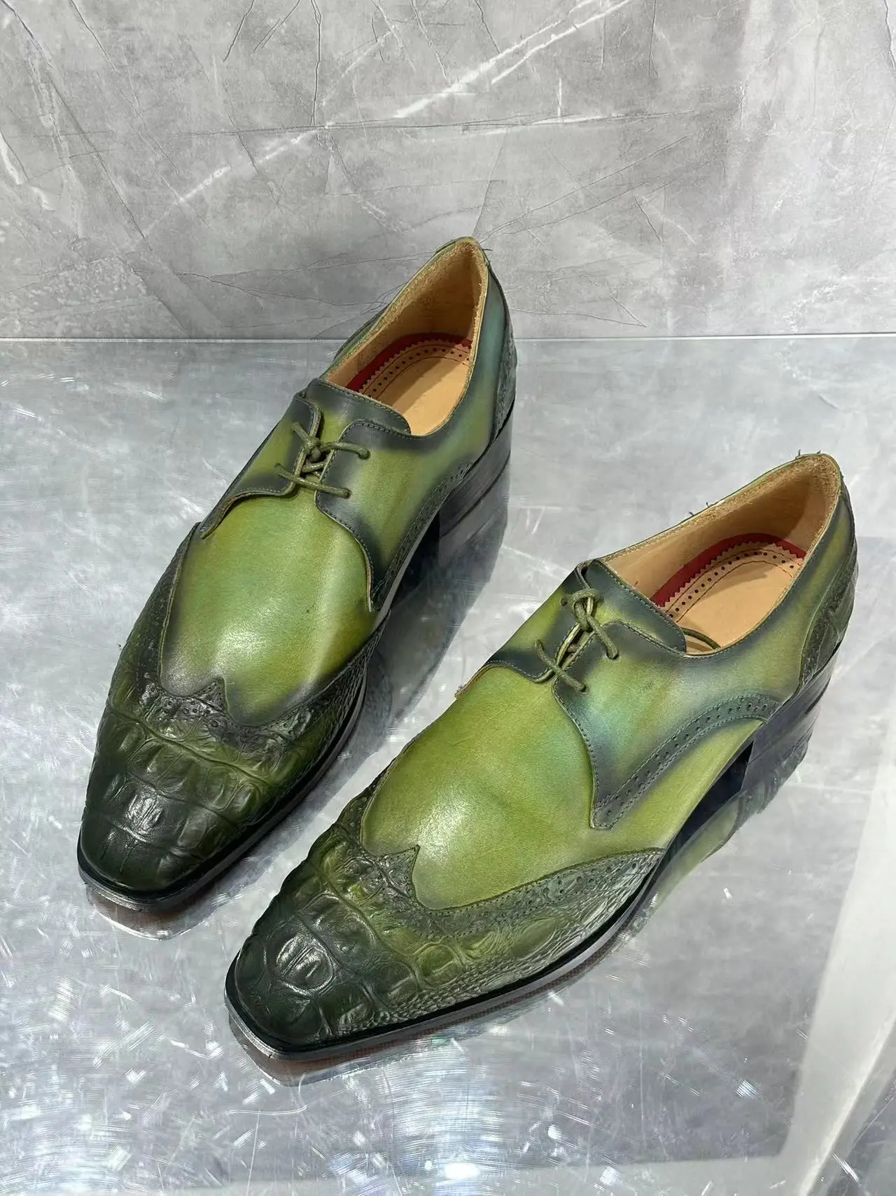 Luxury Cattlehide Man Square Toe Leather Shoes Fashion Carve Patterns Male Slip On Green Formal Casual Shoes