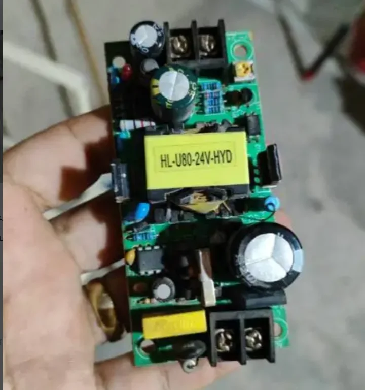 

HL-U80-24V 54X3W LED Par Light Spare Parts Power Supply For Stage Lighting