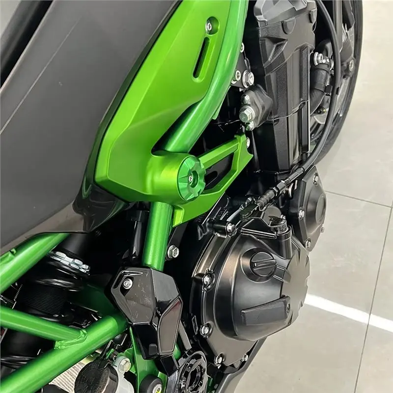 Superior-Motorcycle For KAWASAKI Z900 Z900 SE 2025-2026 CNC Frame Hole Cap Plug Cover Trim Side Frame Panel Cover Accessories