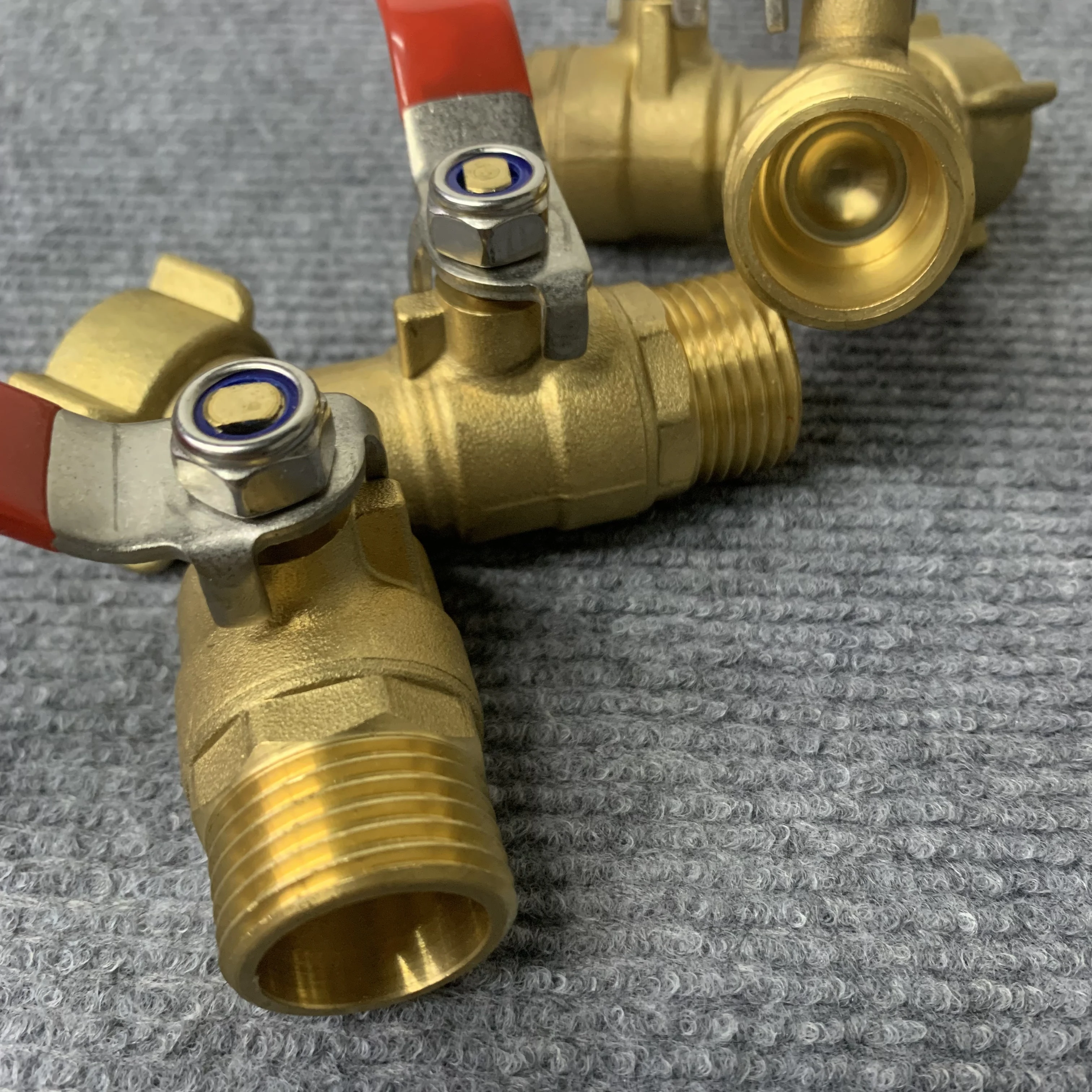 

Y Valve 3/4 Inch GHT Thread 2 Way Hose Splitter Heavy Duty Brass Garden Hose Splitter Outdoor Full Flow Hose Splitter Connector