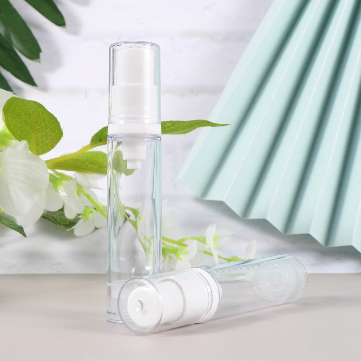 

4Pcs 10Ml Pump Bottles Press Spray Dispenser for Travel Skincare Liquid Storage Lightweight Refillable Container Easy to Use