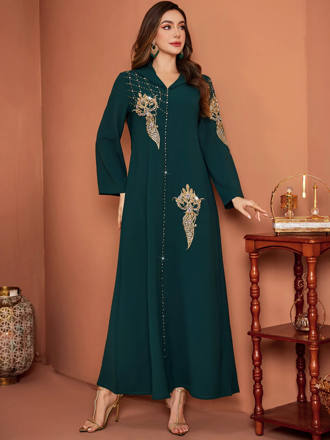 Eid Muslim Dress Women Abaya Diamond Embroidery Hooded Long Dresses Vestidos Largos Party Caftan Jalabiya Ramadan Long Robe 2025