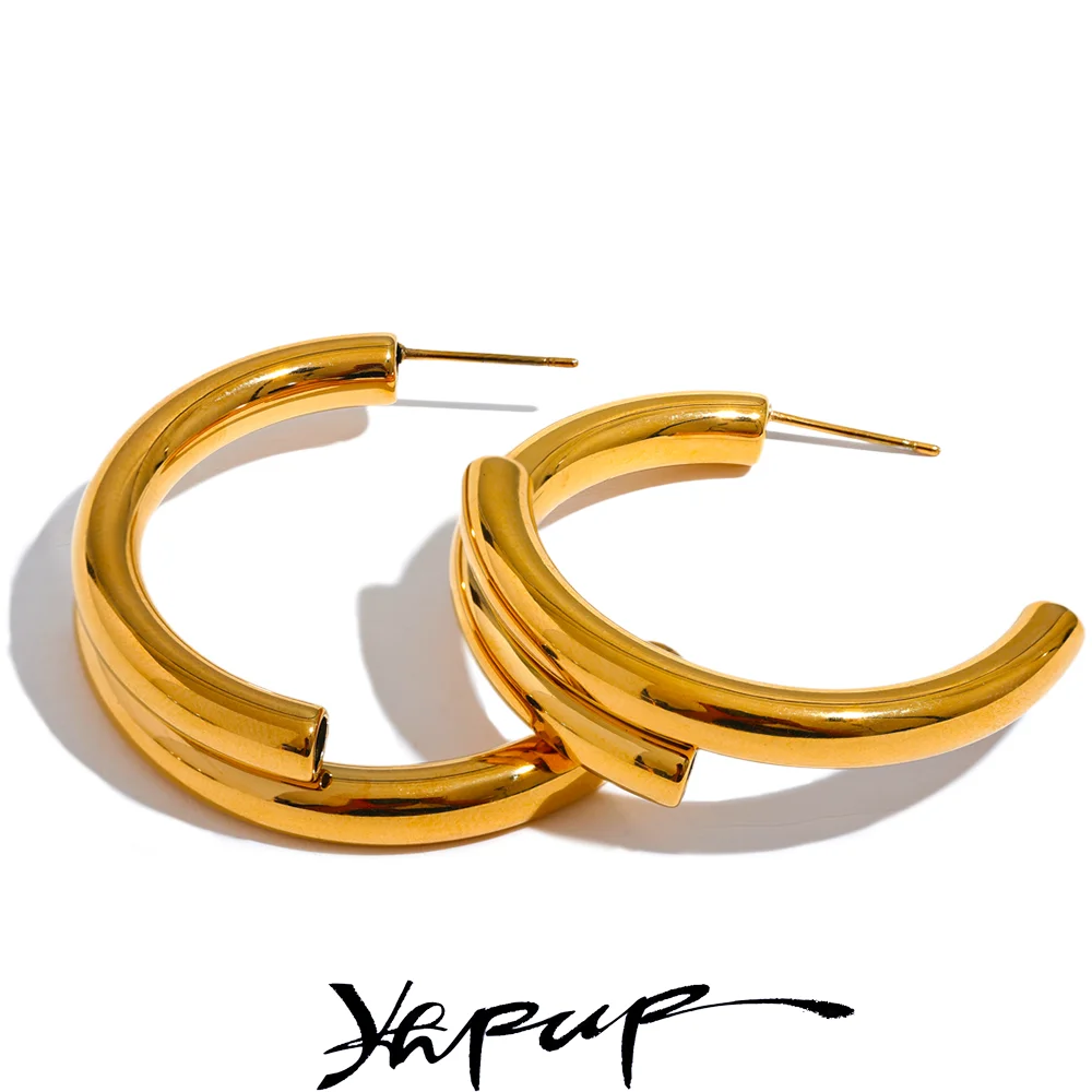 Yhpup 큰 프로모션 중공 튜브 미니멀리스트 스테인레스 스틸 기하학 C 모양 귀걸이 매력 귀 일일 사무실 보석 도매