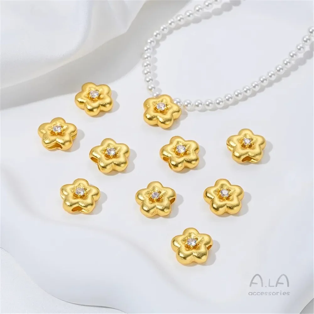 

Vietnam Sand Gold Zircon Small Golden Flower Peach Blossom Small Pendant Plum Blossom Back Cloud DIY Jewelry Pendant Accessories