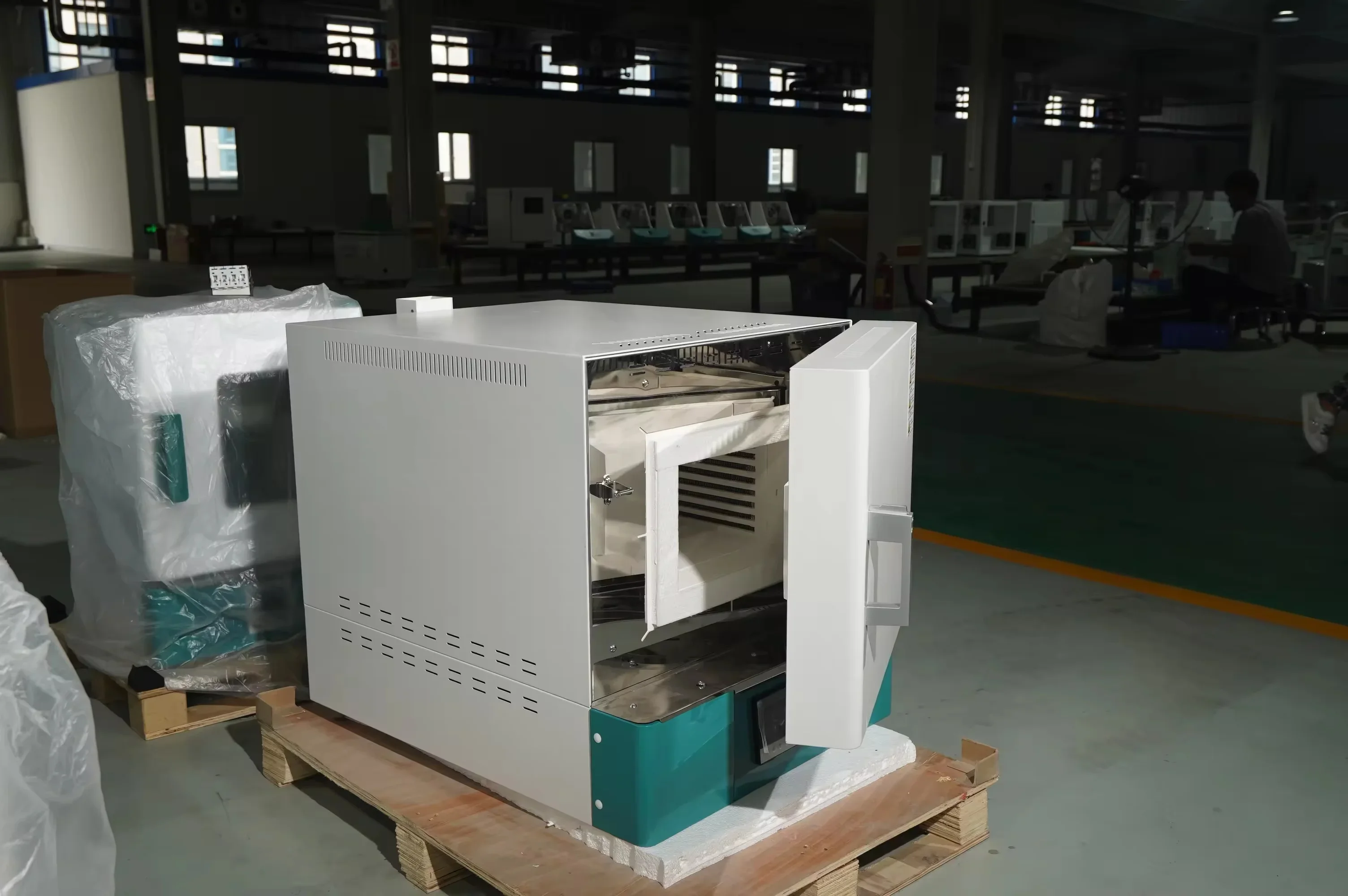 Professionally Certified Resistance Furnace Electric 1200 Degree Muffle Furnace For Laboratory Price