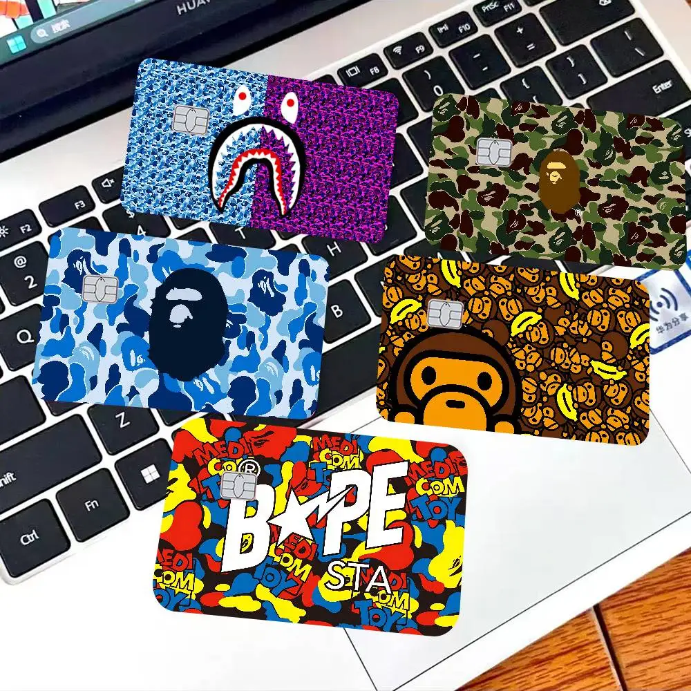 Adesivo de película fosca com logotipo B-BAPE-E em dourado, prata e preto para cartão de crédito/débito bancário.
