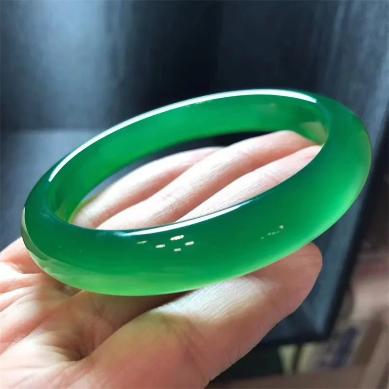 

Mai Chuang/ Natural Brazilian High Ice Imperial Green Agate Closed Bracelet 54mm-62mm Fine Jewelry My Girlfriend and Mother Gift