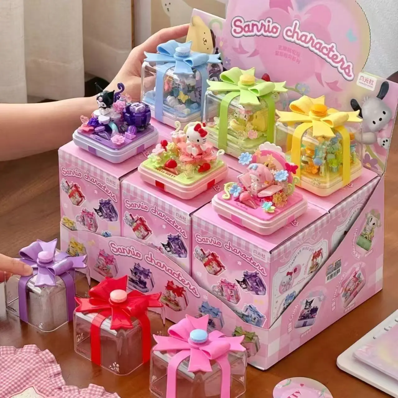 

Hot Selling Original Miniso Sanliou Family Star Wish Fingertip Series Building Blocks Blind Boxes Ornament Toys Birthday Gifts