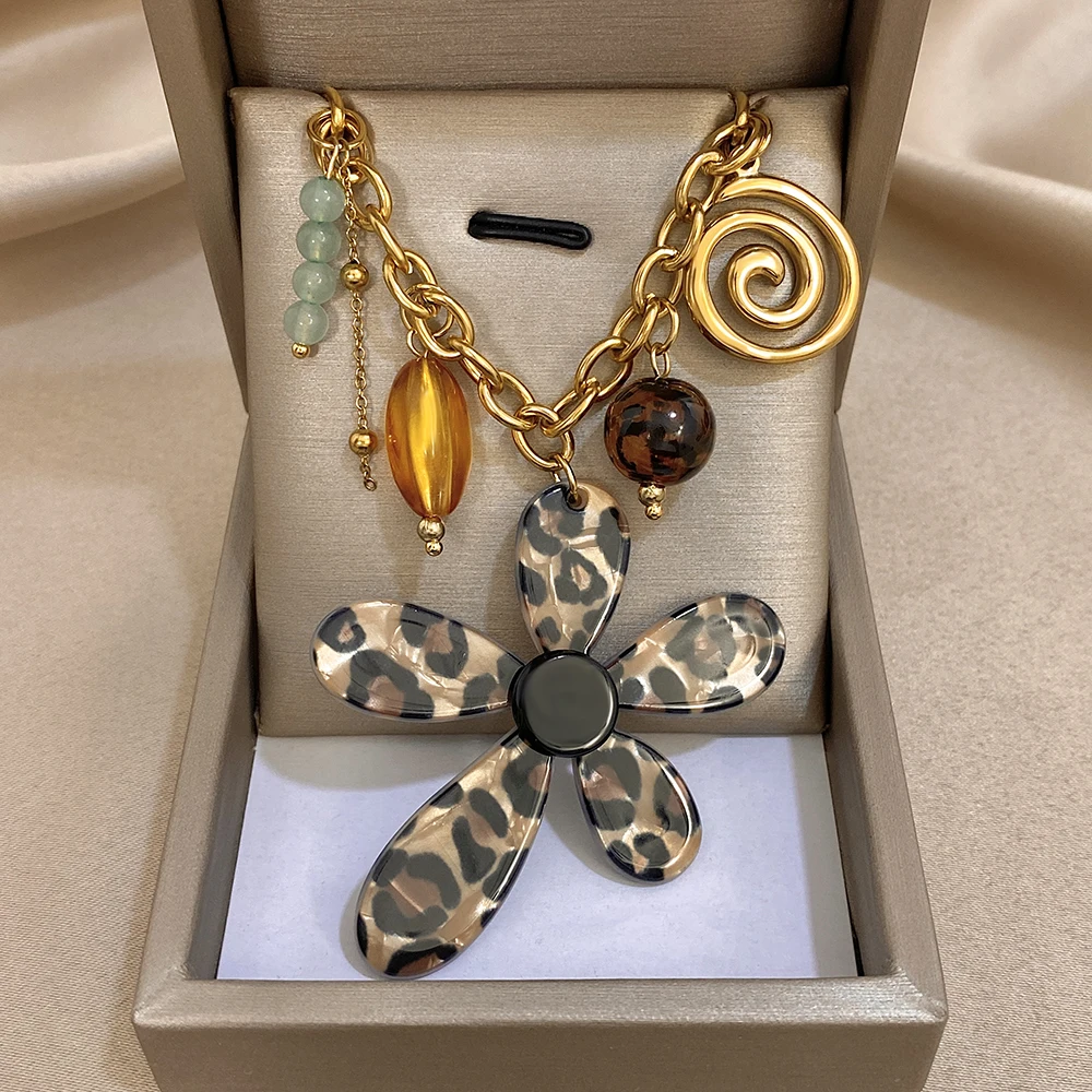 Greatera Leopard Print Irregular Flower Acrylic Pendant Necklace Niche Design Multiple Accessories Decoration Women's Jewelry