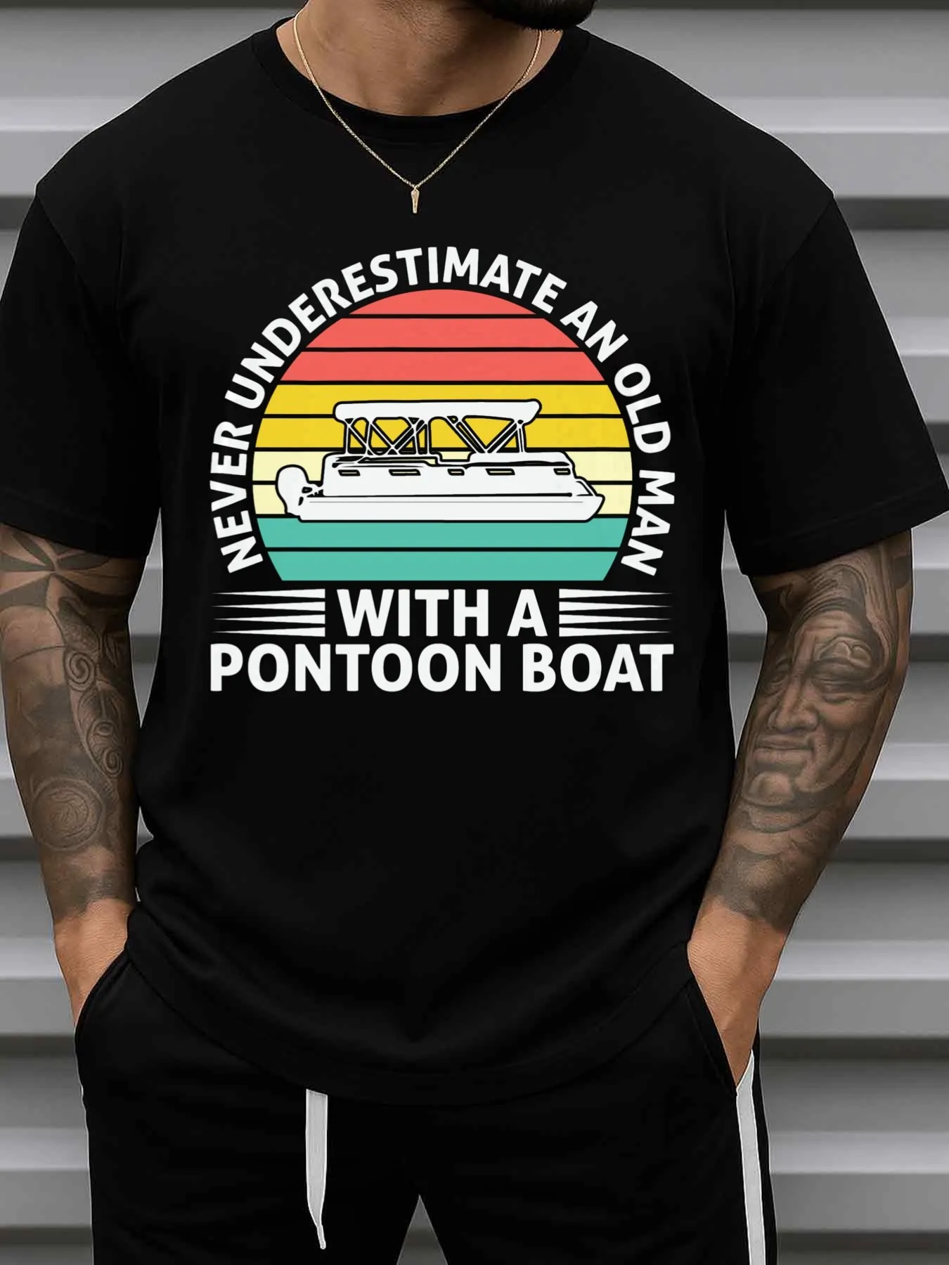 Men's Fun Pontoon Boat Quote T-Shirt - Don'T Underestimate an Old Man with a Pontoon Boat Graphic T-Shirt - Shirt for Lake Life, Boating, Halloween - Husband Gift Idea - Black Casual Crew Neck Top