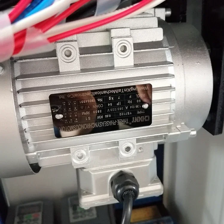 Máquina automática de trama de doble husillo