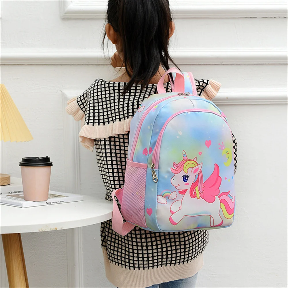 Mochila impermeable con diseño estereoscópico en 3D para niños, morral escolar con diseño de dibujos animados, unicornio, sirena