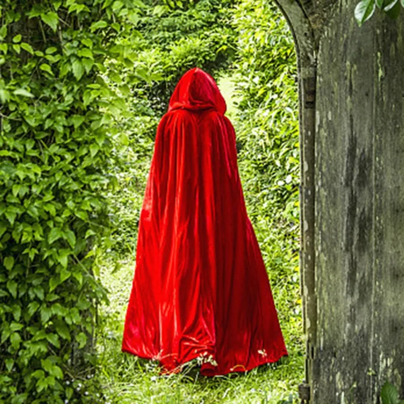 

Red Velvet Hooded Cloak Long Women's Style Halloween Role-playing Warm Shoulder Shawl Fashionable Minimalist Design