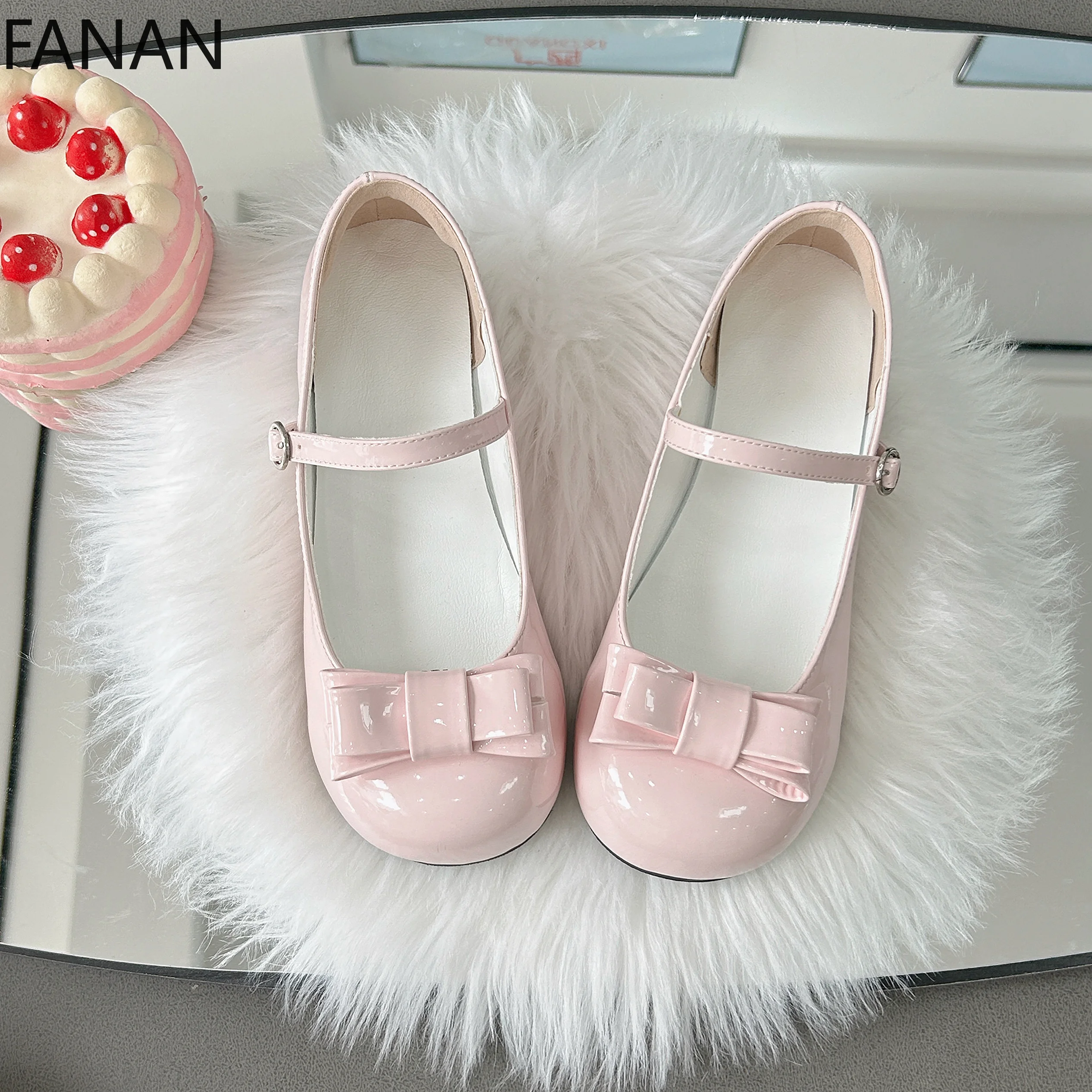 

Women's Shoes Kawaii Lolita Flats Cute Sweet Low Heel Pink Shoes Japanese Velcro Mary Jane Platform Pumps Sandals