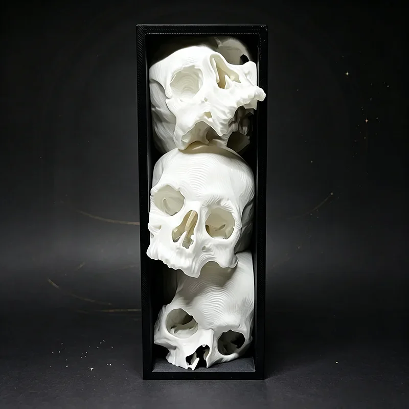 3D Printed Peeping Skull Book Holder Gothic Monster Bookend Sculpture Dark Academia Shelf Decor Home Office Halloween Ornament
